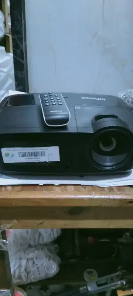 Prousyektor infokus in 116x