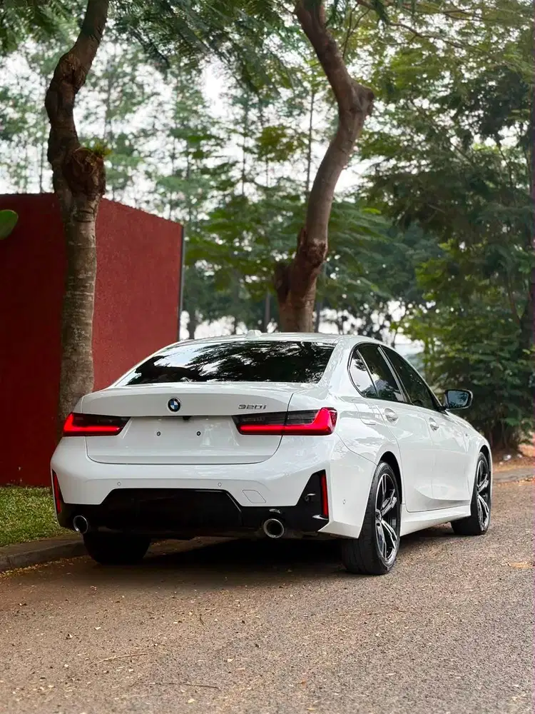 [CASH] BMW 320i iDrive 8 Facelift 2025