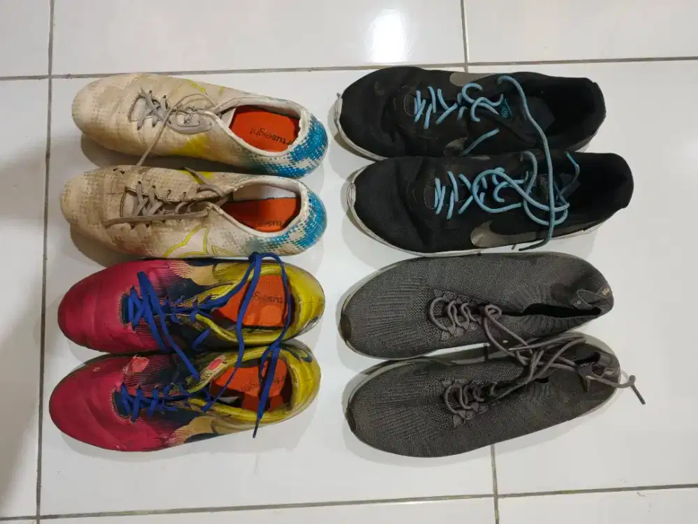 Sepatu futsal, bola & running