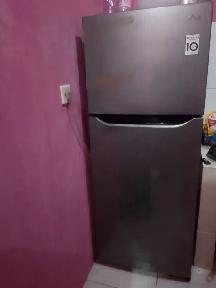 Kulkas LG 2 pintu