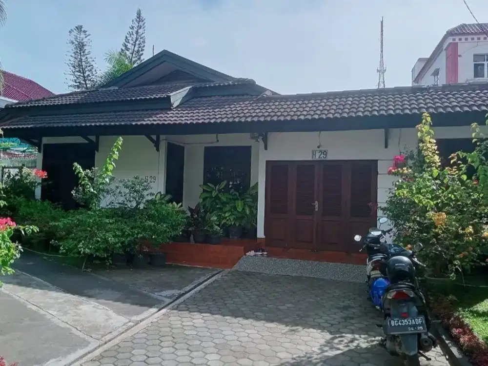 Dijual Rumah Strategis Pusat Kota jalan Angkatan 45 Kampus Palembang