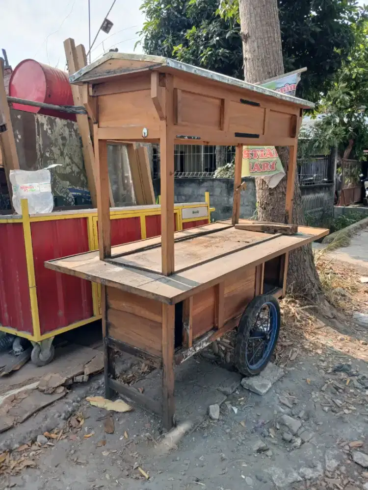 Dijual gerobak angkringan second ya