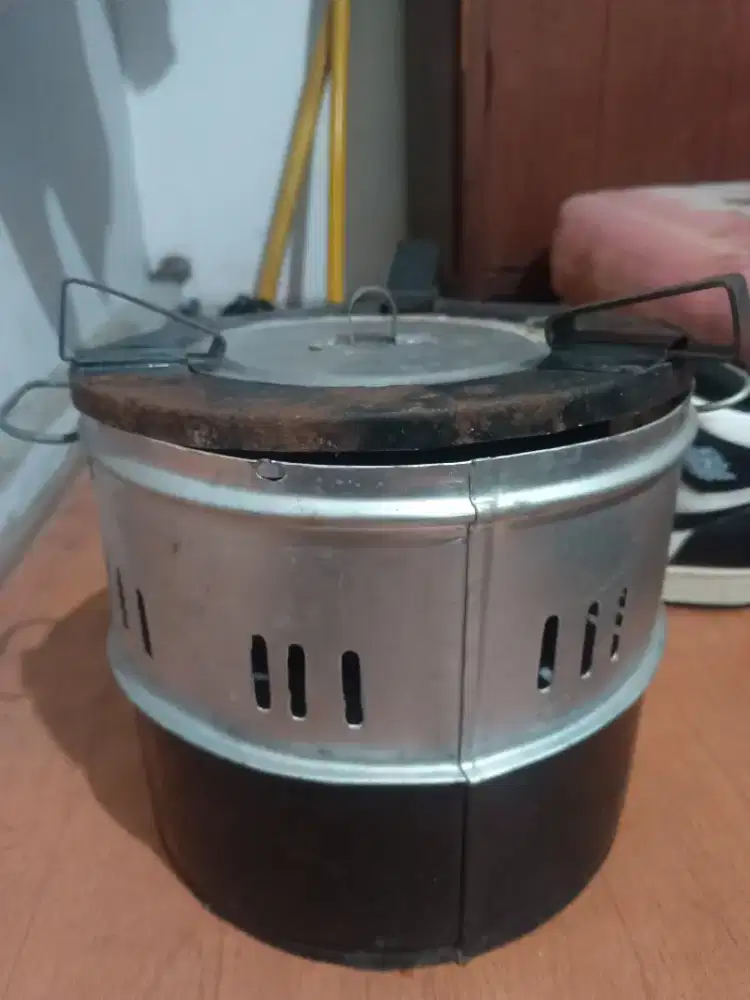 Kompor minyak lampu bekas