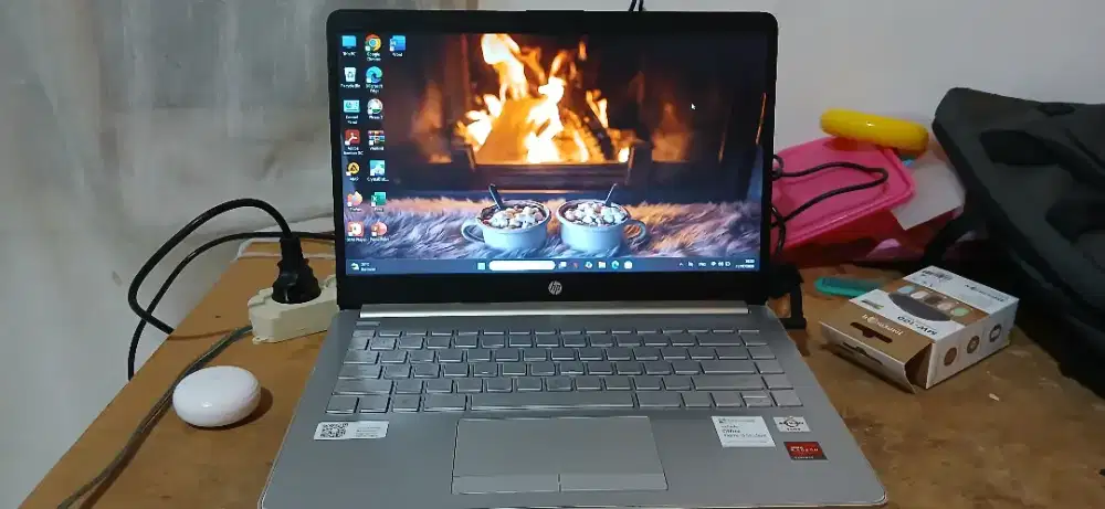 Laptop merk HP 14s