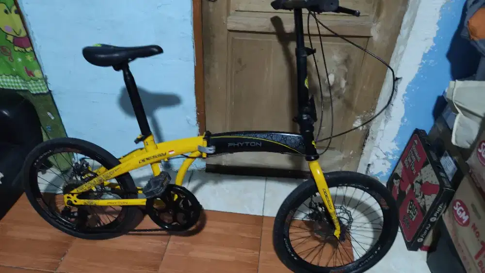 bismillah di jual sepeda lipat merk Oddysey