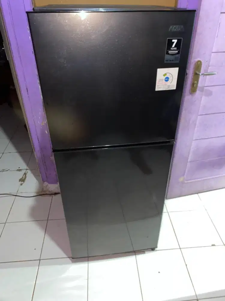 Jual kulkas aqua 2 pintu normal