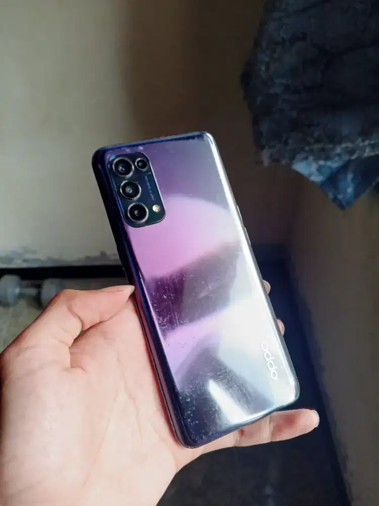 Oppo Reno 5 8/128 resmi indo
