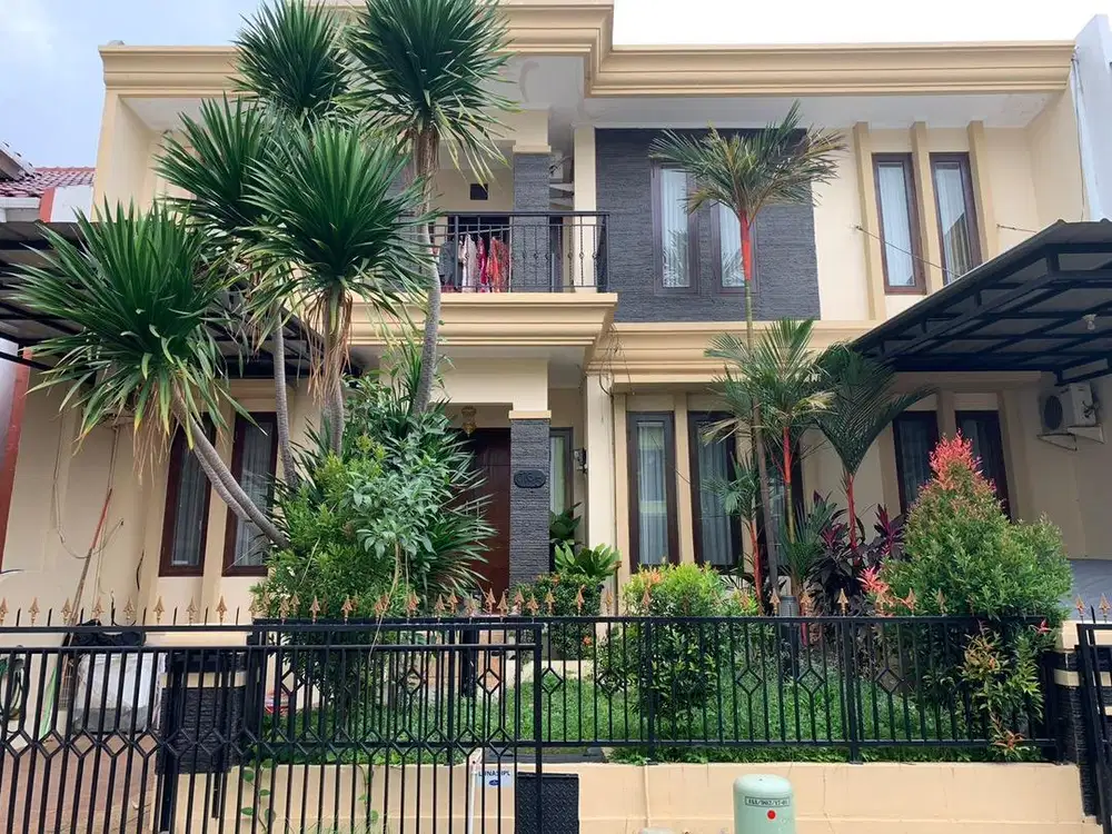Di jual rumah 2 lantai siap huni di citra gran cibubur