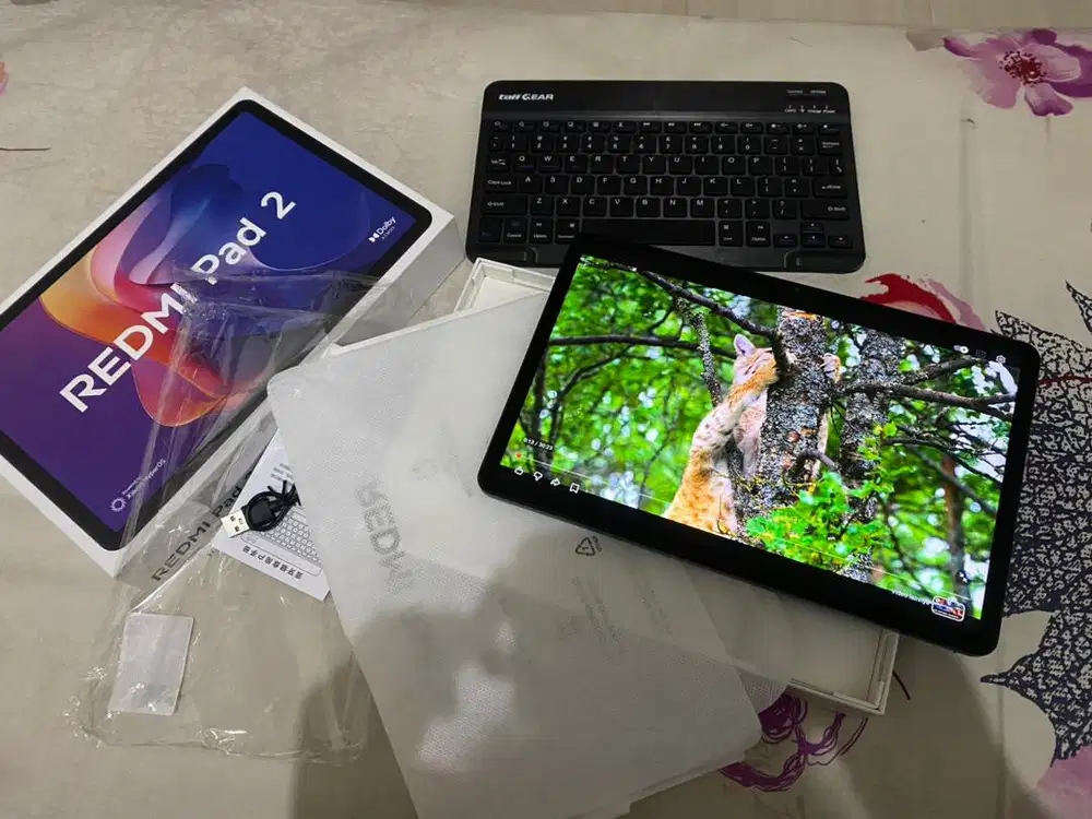 Tablet Xiaomi Redmi Pad 2 4/128 wifi only lengkap pemakaian pribadi