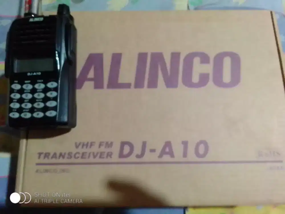 Radio transciefer ht alinco dj 100