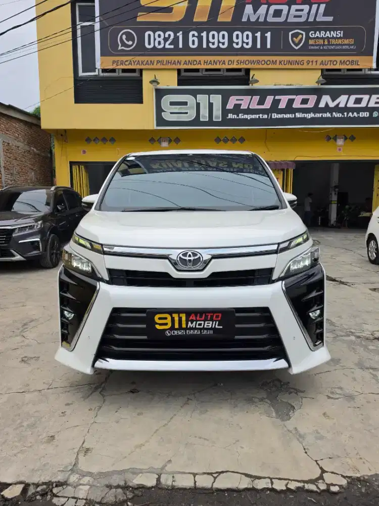 TOYOTA VOXY 2.0 CVT SLIDING DOOR TAHUN 2019