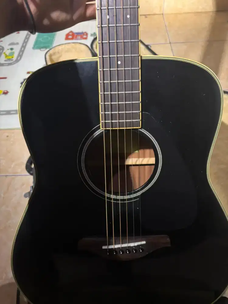 Di jual gitar Yamaha FG 820 ORI