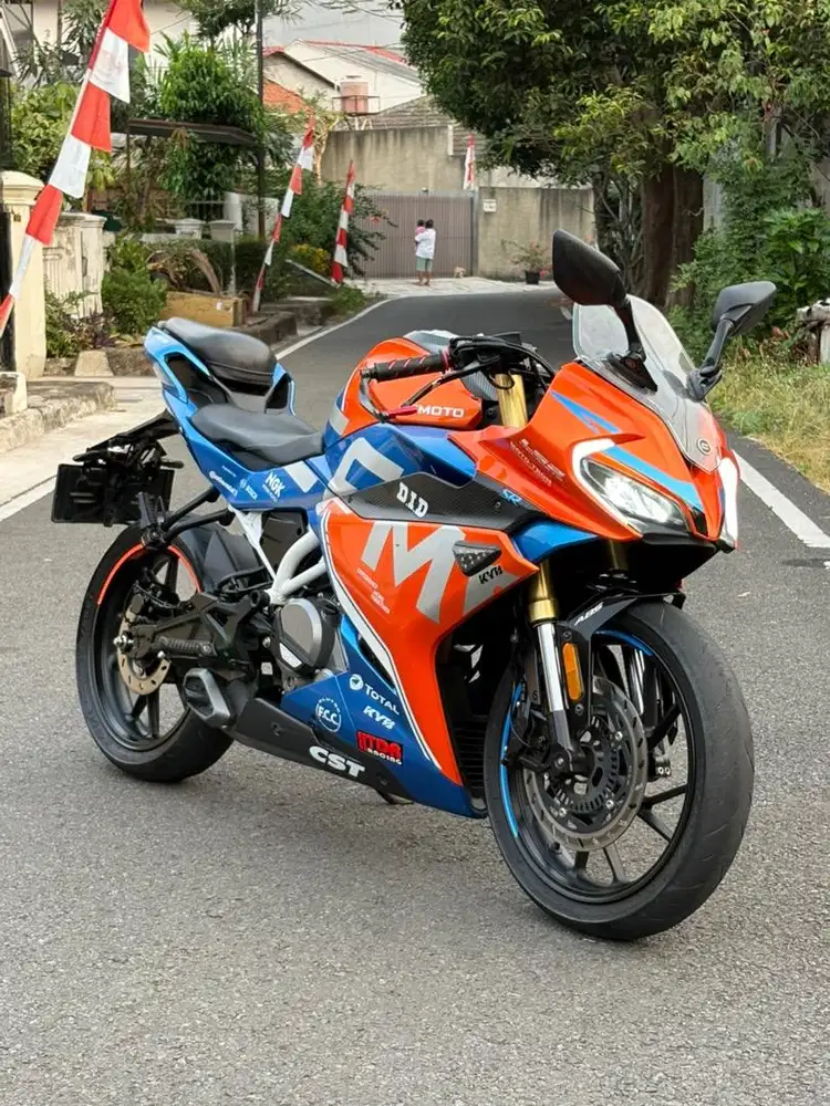 CF Moto 250SR ABS Tipe Tertinggi! CFMOTO 250SR