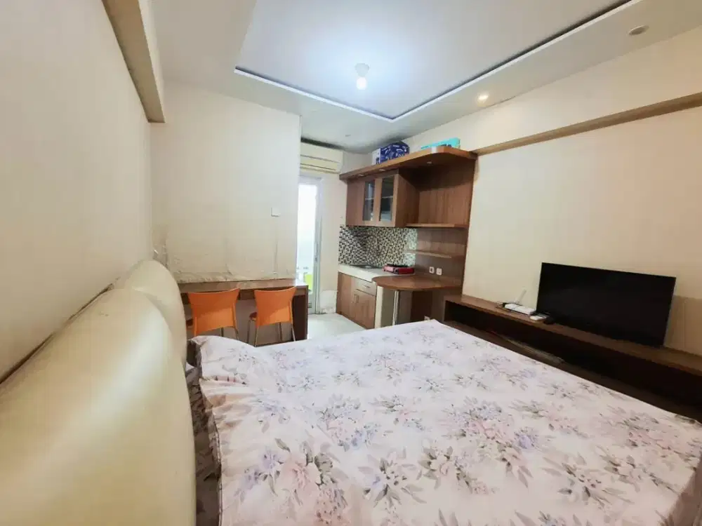 Apartemen Green Bay Pluit Studio Full Furnished View Pool Simple Bagus