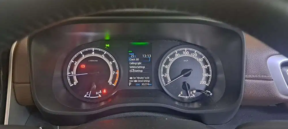 Toyota Kijang Innova 2024 Bensin