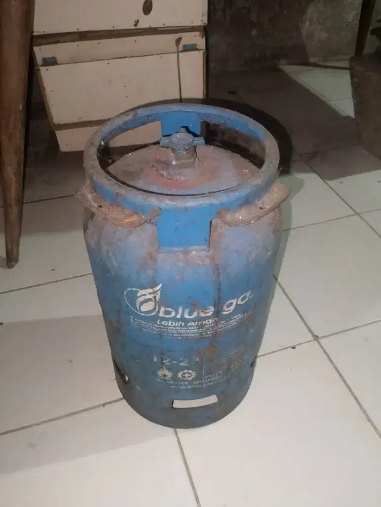 Tabung kosong blue gas 5,5kg dan tungkunya