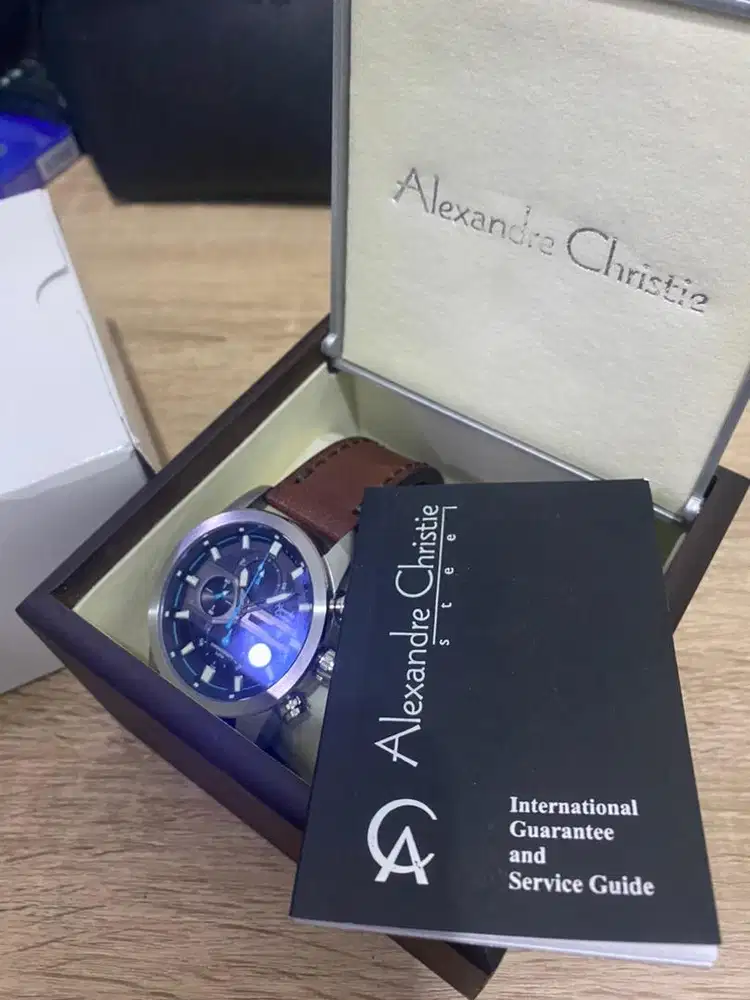 Jam Tangan Alexandre Christie lengkap dan mulus