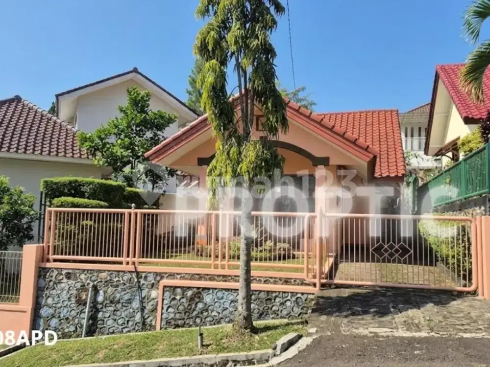 Villa 1 Lantai Panderman Batu - Vl008apd