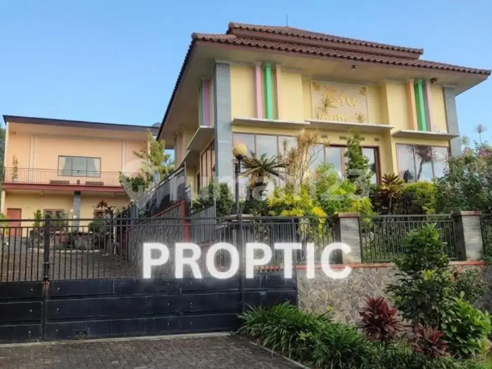 Villa 2 Lantai Panderman Batu - Vl005apd