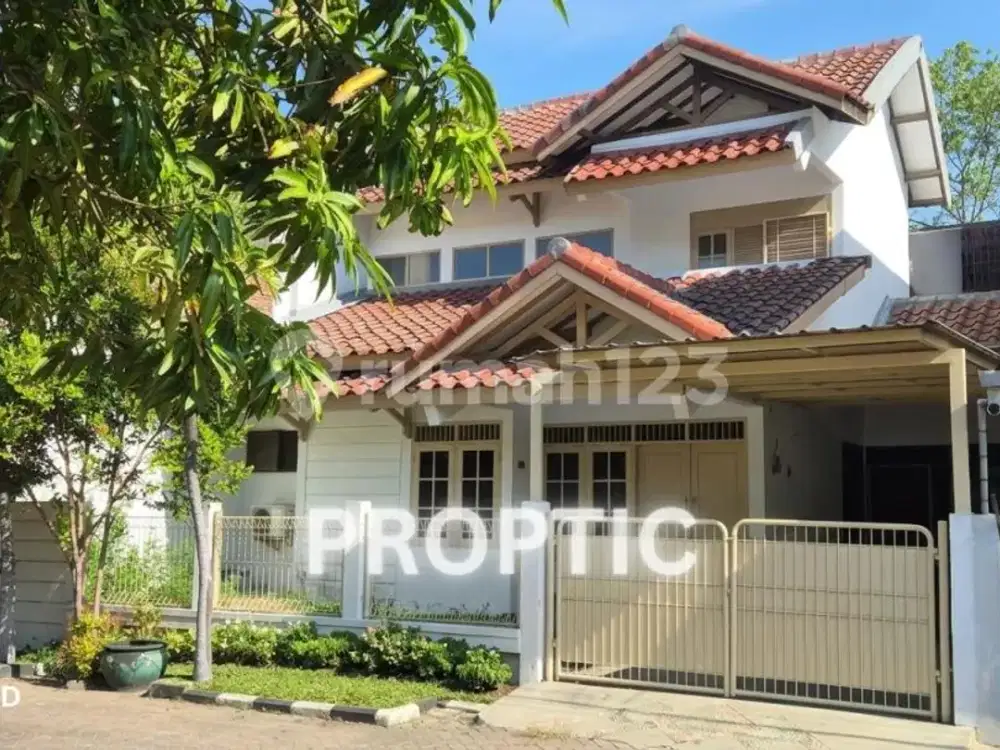 Rumah 2 Lantai Prapen Surabaya - Rm320apd