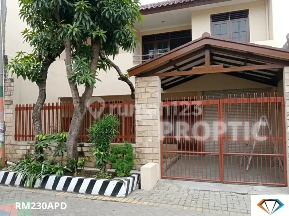Rumah 2 Lantai Bratang Surabaya - Rm230apd