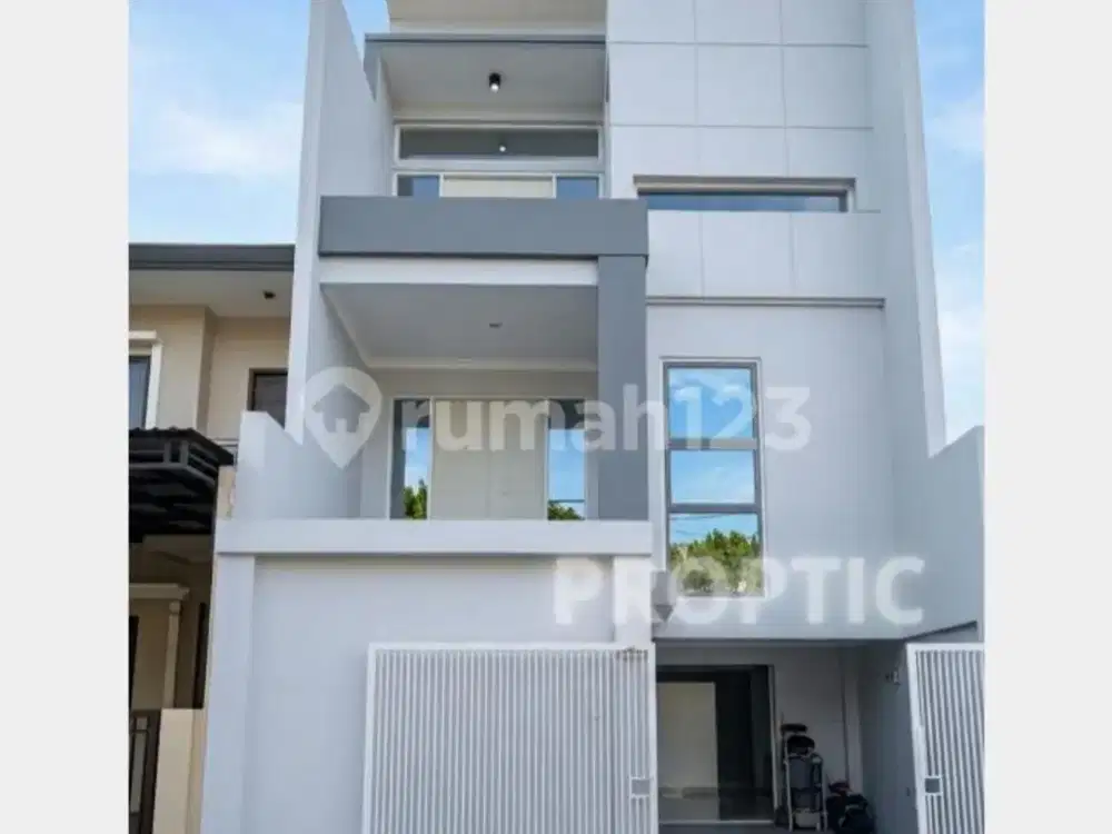 Rumah 3 Lantai Pakuwon City Surabaya - Brm271apd