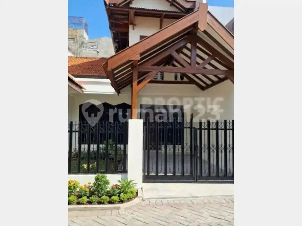 Rumah 1 Lantai Ngagel Surabaya - Drm240apd