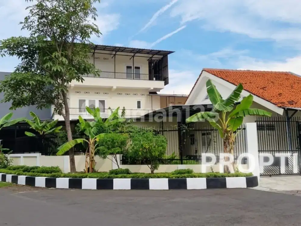 Rumah 3 Lantai Jemur Andayani Surabaya - Rm148apd