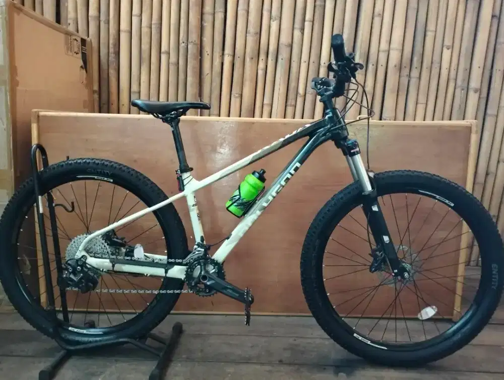 Sepeda Polygon xtrada 6