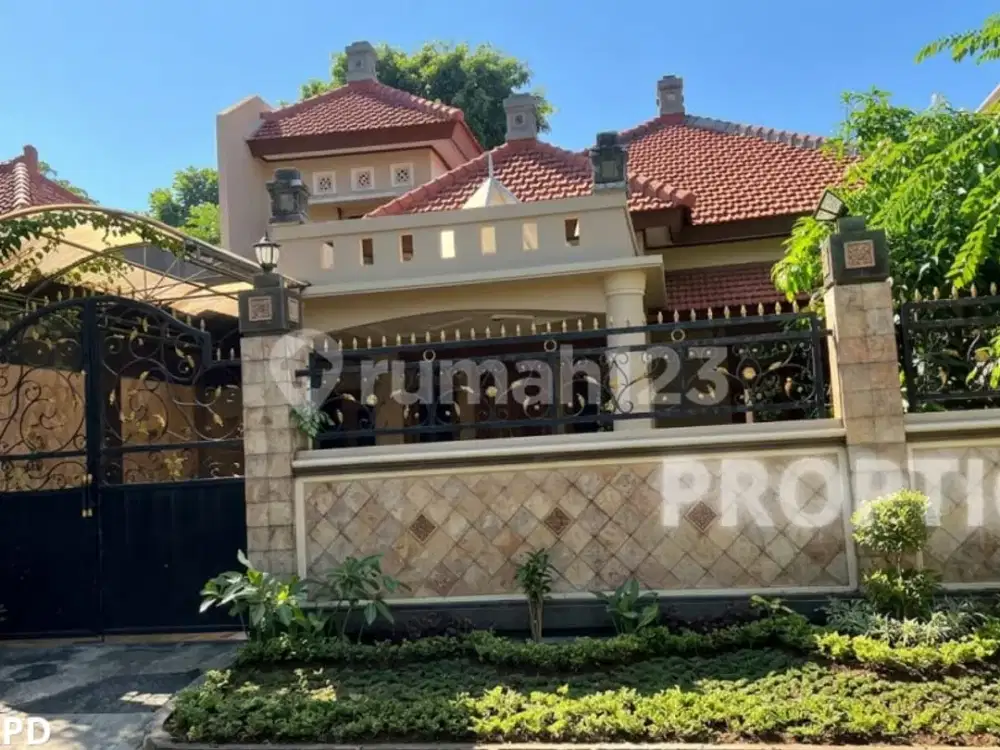 Rumah 2 Lantai Gubeng Surabaya - Rm182apd
