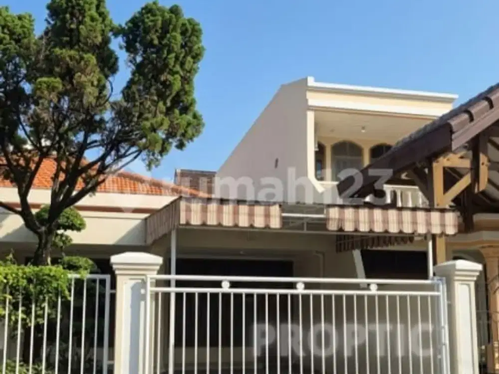 Rumah 1.5 Lantai Bratang Surabaya - Rm203apd