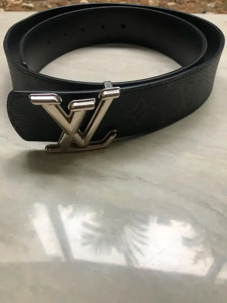 LOUIS VUITTON I edisi gak terpakai negoin saja sampai diel