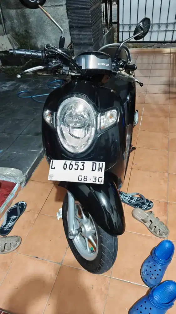 Honda Scoopy hitam terawat