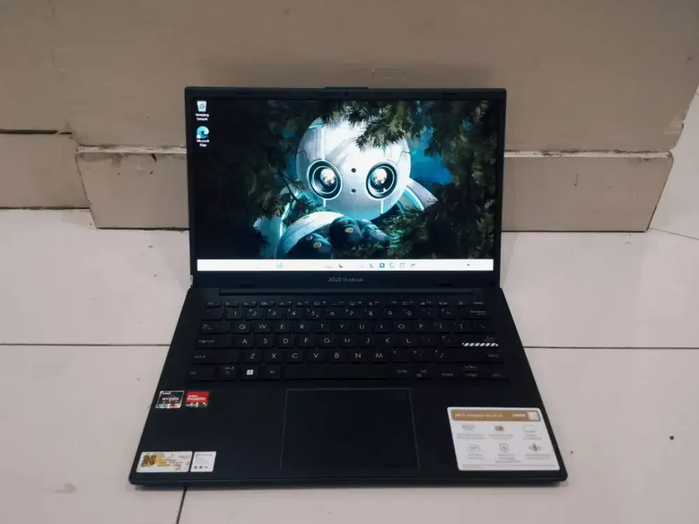 Laptop Asus Vivobook Go E1404FA