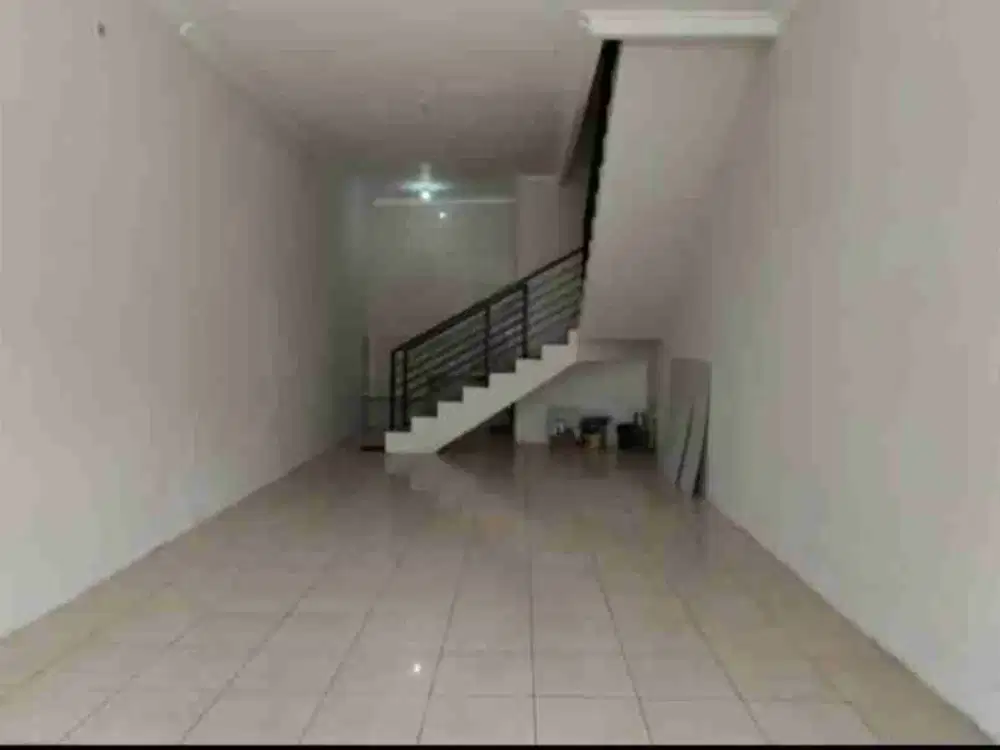 Disewakan Ruko 3 Lantai Jl.Kartini Sidoarjo cocok untuk Kantor / Kursus / Kuliner