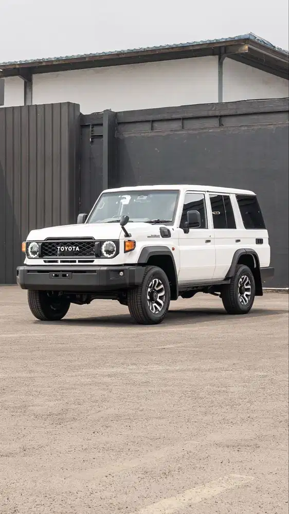 Toyota Land Cruiser 70 AX 2026/2025/Brand New/Like New/ATPM