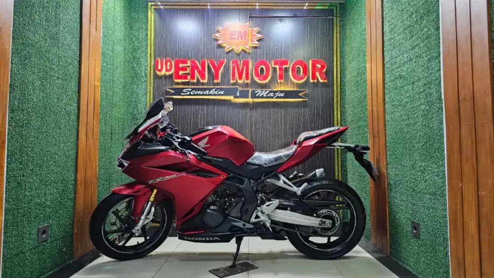 ENY MOTOR - HONDA CBR 250RR ABS 2018 - RED DOFF! KM RENDAH