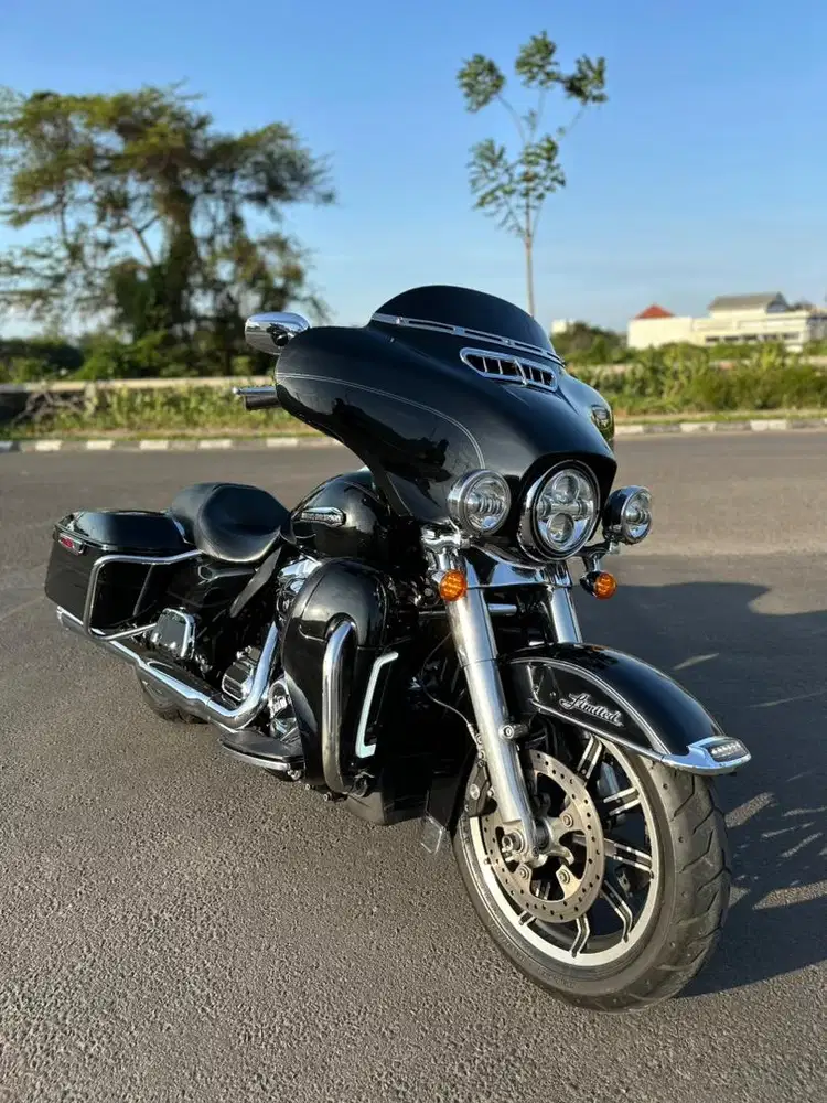 Harley Davidson Ultra classic 2018 Modif Street Glide