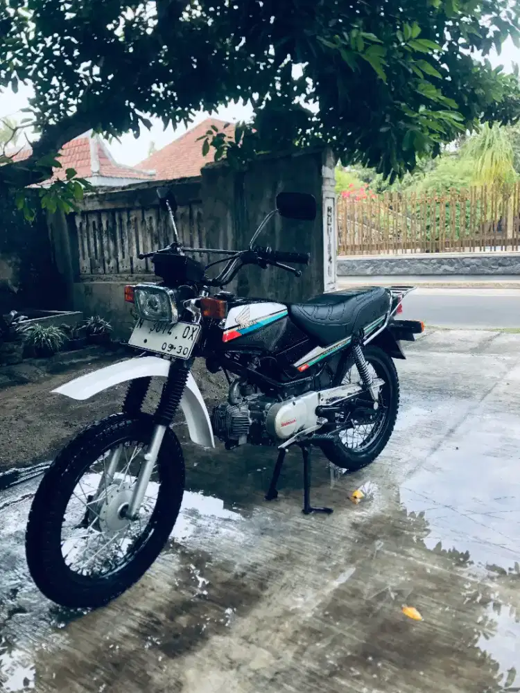 honda win 100 tahun 1994