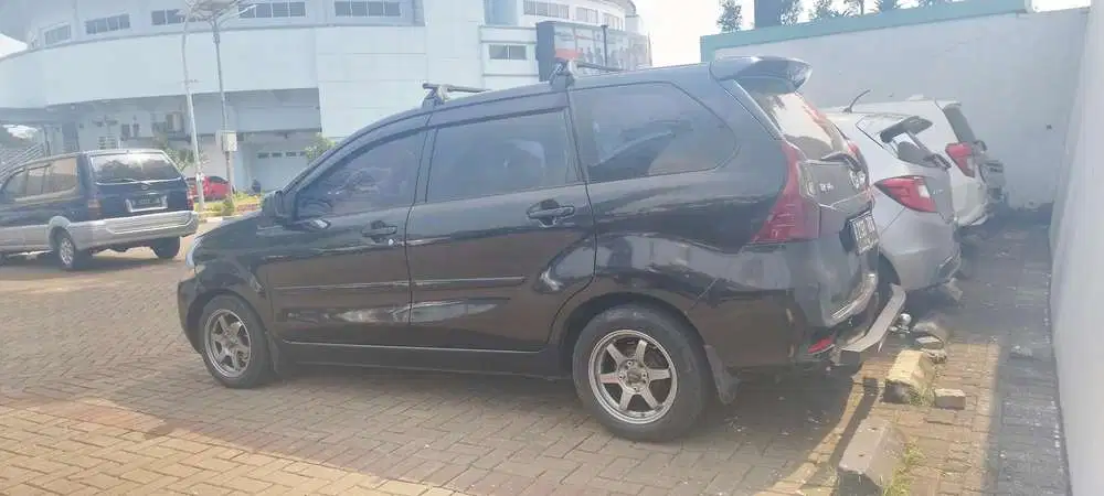 Daihatsu Xenia 2016 Bensin