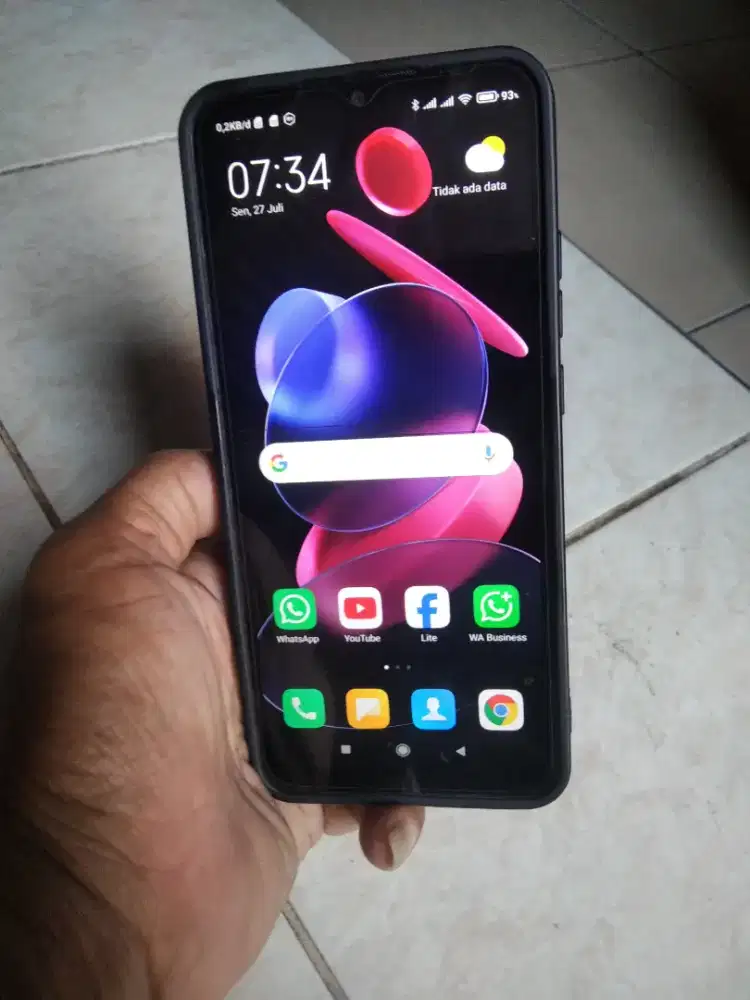 Resmi 9A 2/32 tinggal pake semua normal batre awet,mines layar noda