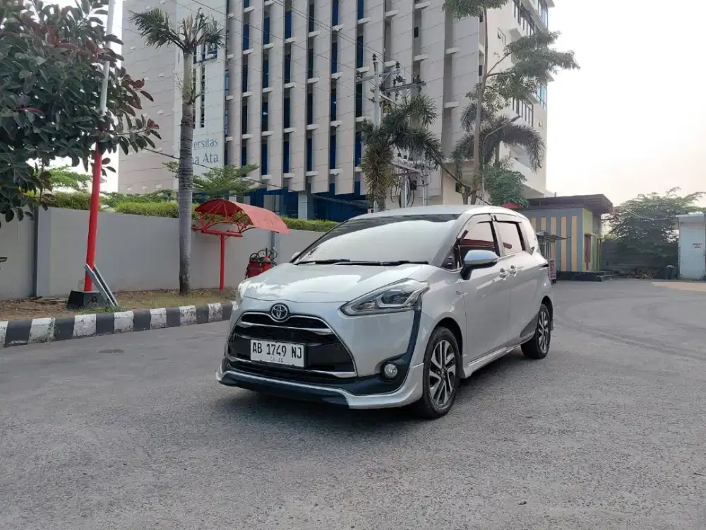 2016 Sienta Q 1.5 A/T