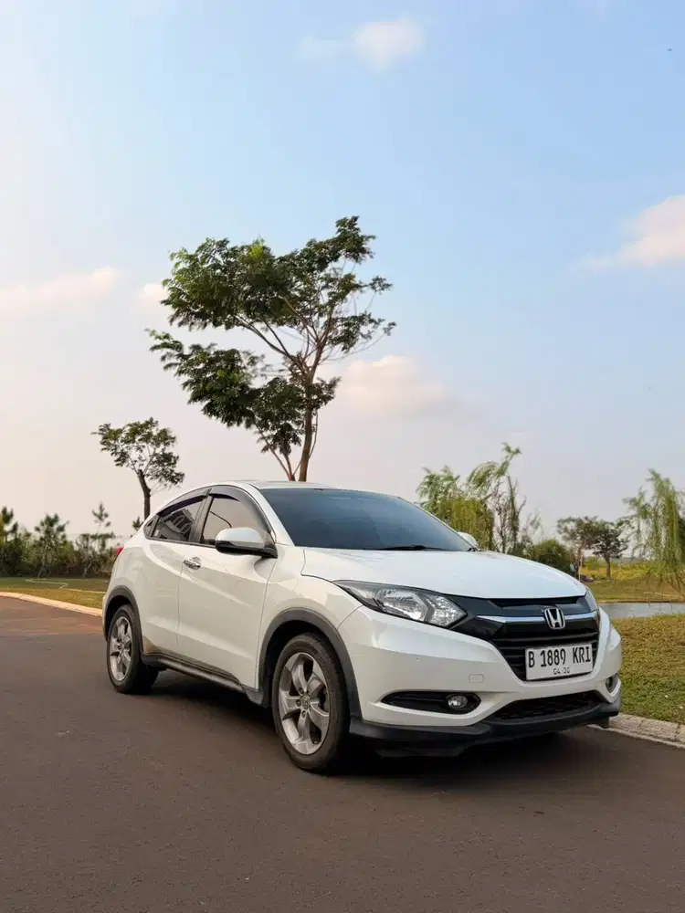HRV E CVT 2015 MURAH