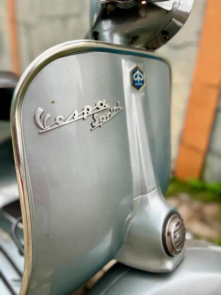 Jual vespa sprint klasik
