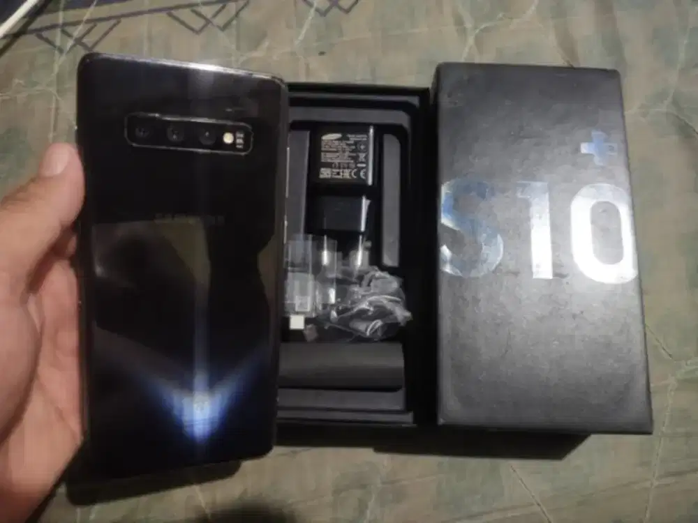 Samsung S10 plus ram 8/128