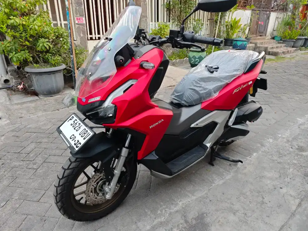 BU adv abs 2025 km 1351 plat p banyuwangi spr istimewa