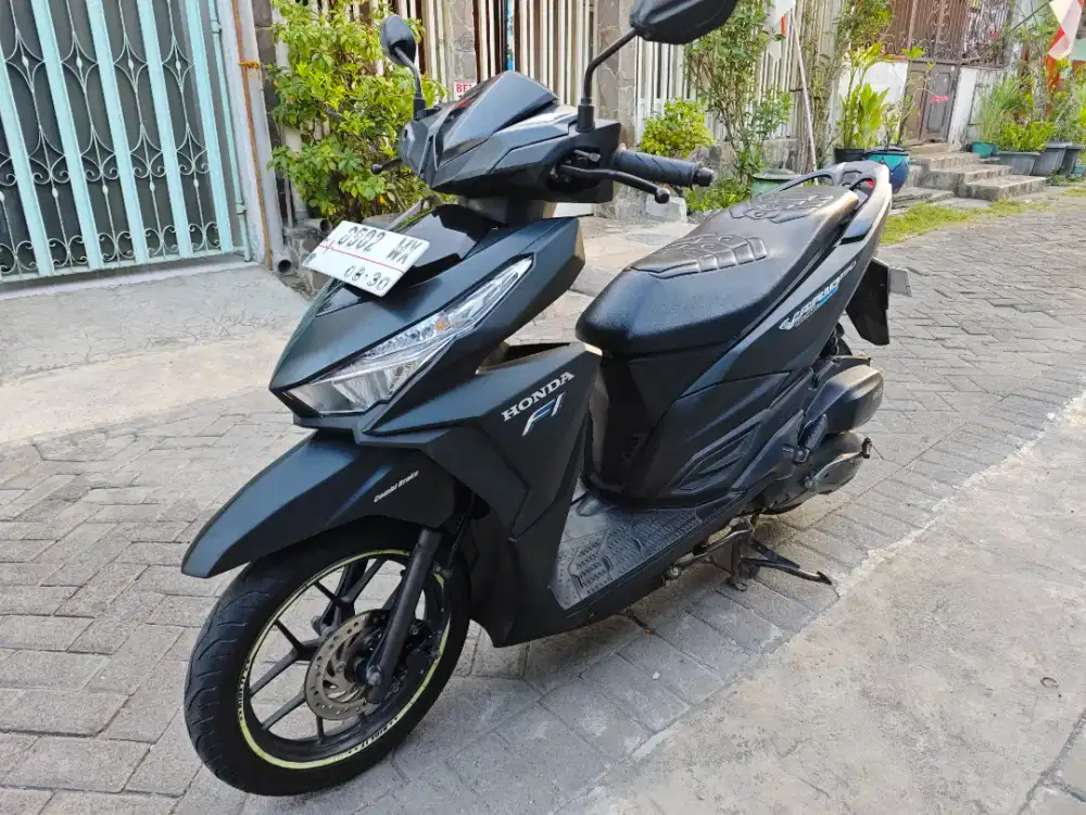 Jual vario 150 2015 kondisi sgt bagus samsat kdg cowek