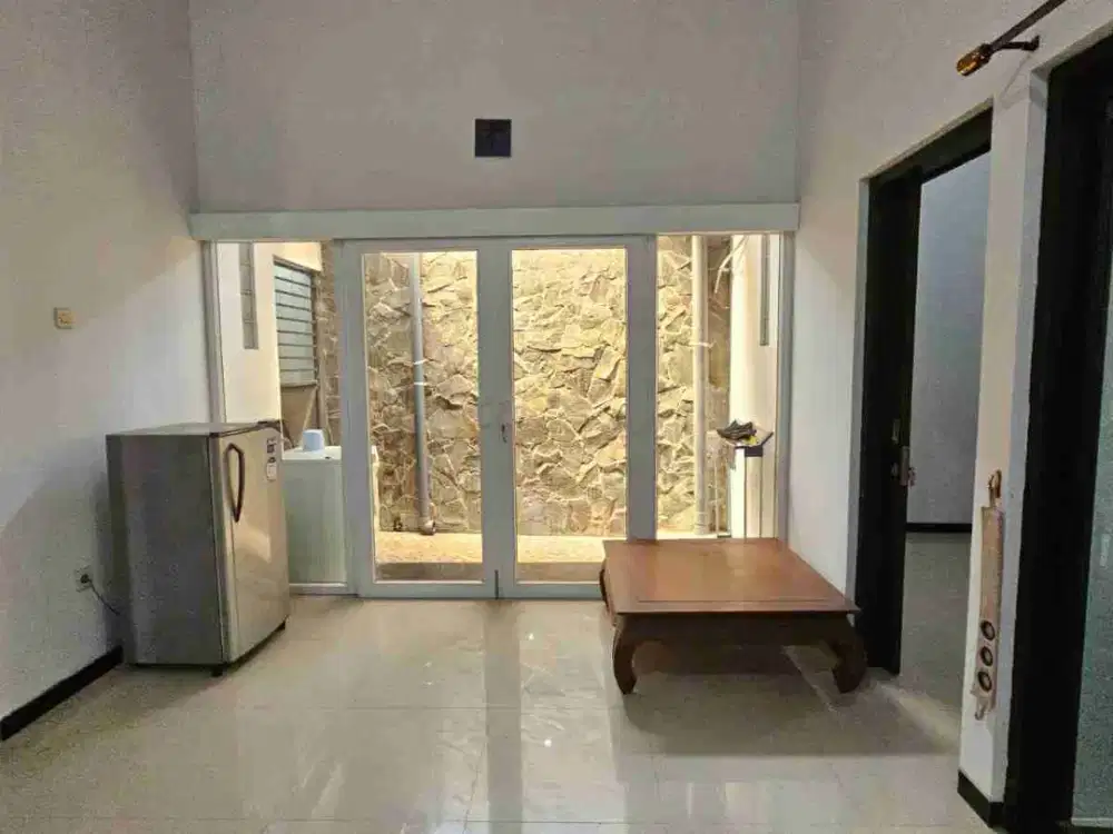 Rumah Elite Duta Bukit Mas Banyumanik Semarang