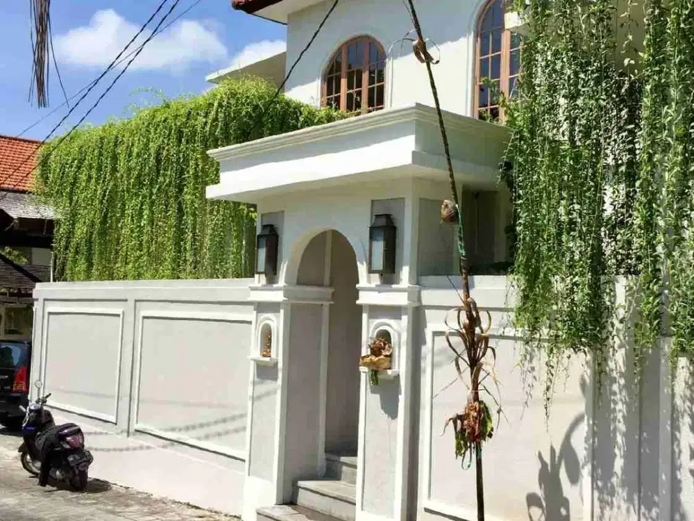 DIJUAL VILLA CANGGU KAYUTULANG SELATAN COCOK UNTUK HUNIAN ATAU DIKOMERSILKAN