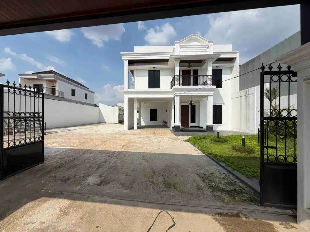DIJUAL RUMAH BARU DENGAN TANAH YANG SUPER LUAS  DILENGKAPI DENGAN GUDANG BISA SEKALIGUS UNTUK TEMPAT TINGGAL DAN TEMPAT USAHA